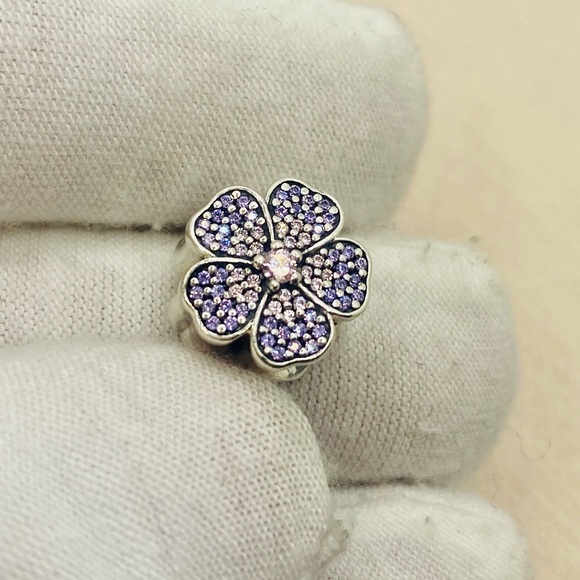 EUC Pandora 791481PCZ Silver Sparkling Primrose Charm w/ Pink & Purple CZ’s - Picture 5 of 10